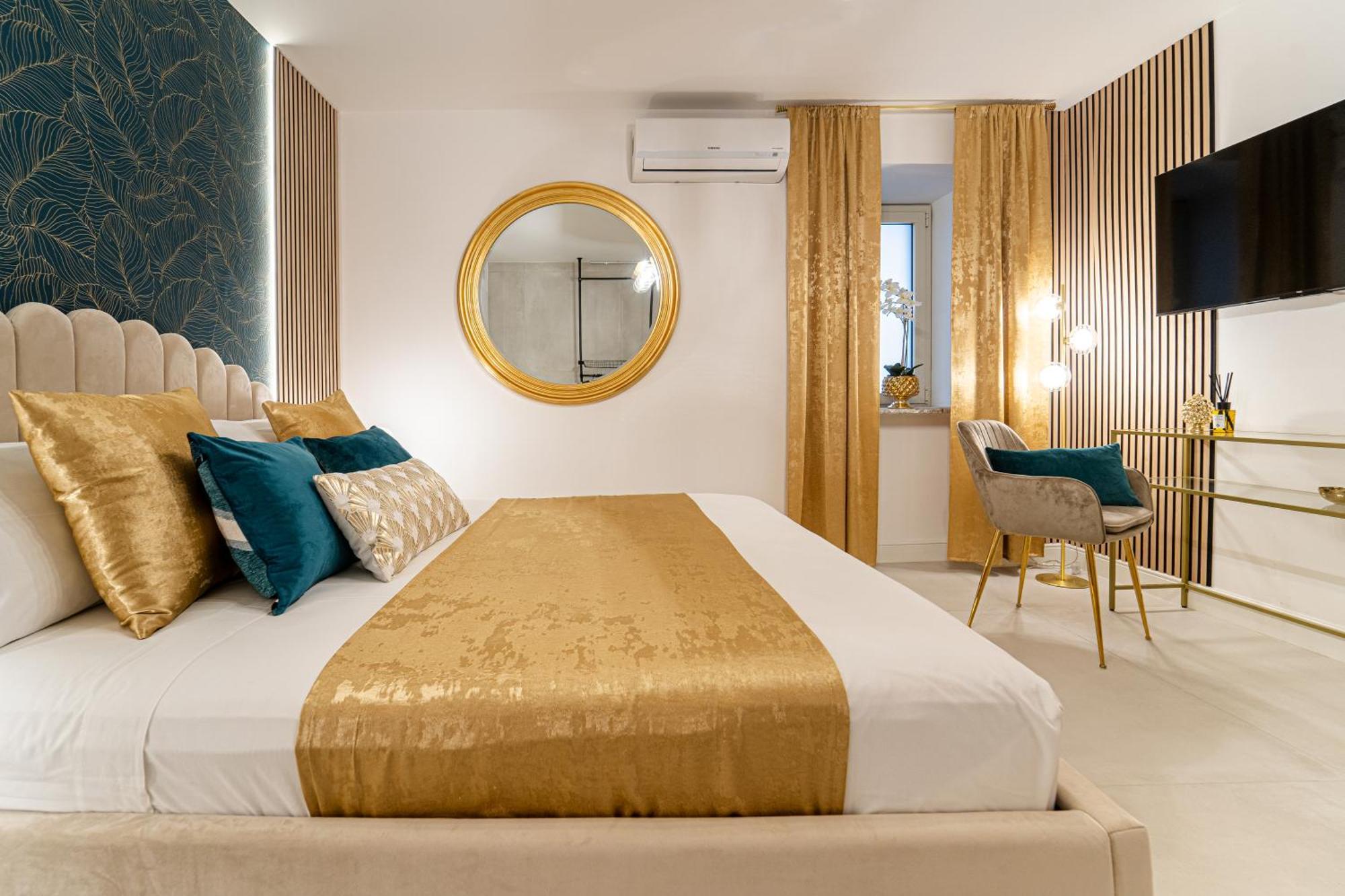 Johnny'S Suites Taormina Beach Bay Eksteriør billede