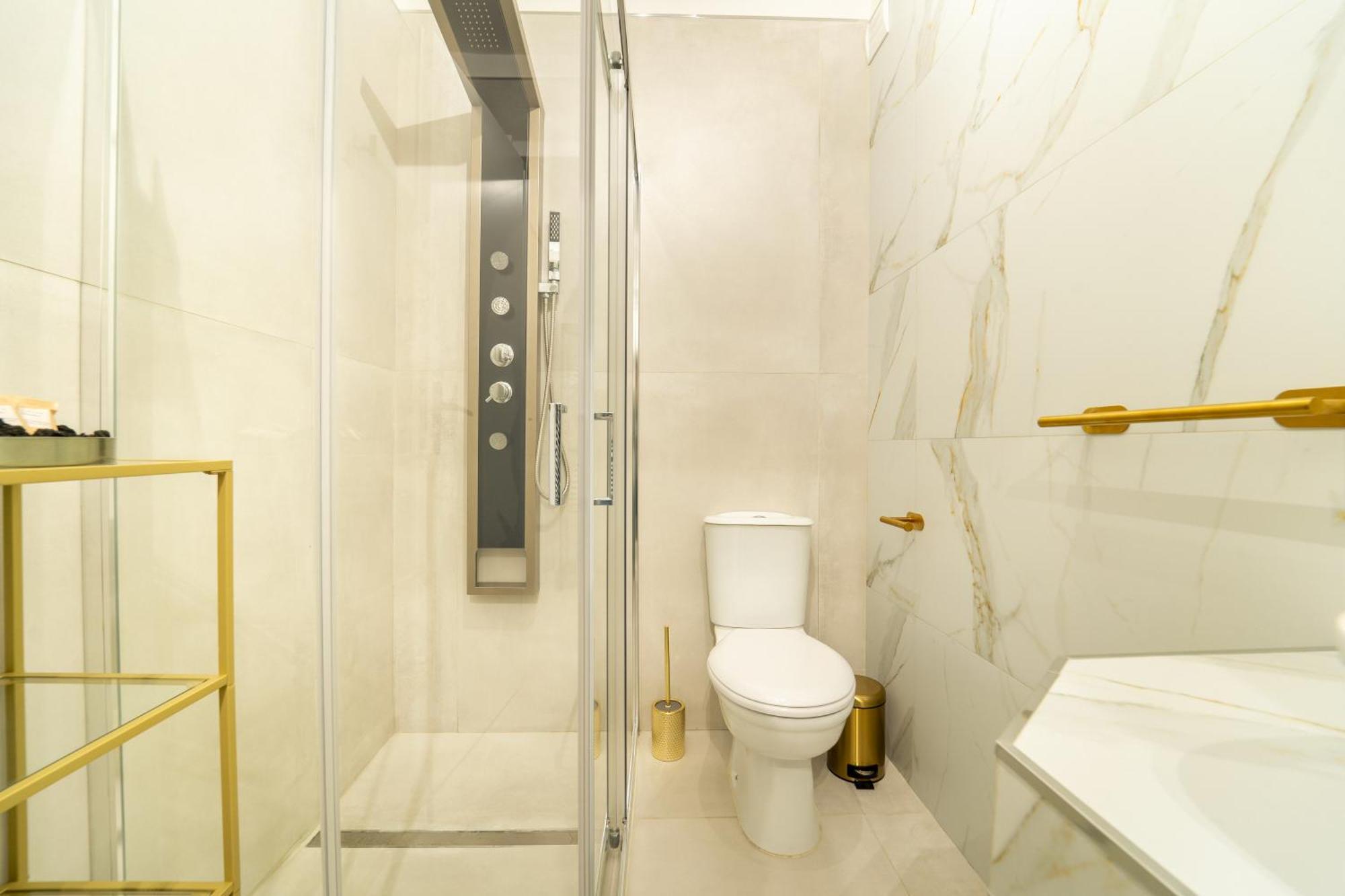 Johnny'S Suites Taormina Beach Bay Eksteriør billede